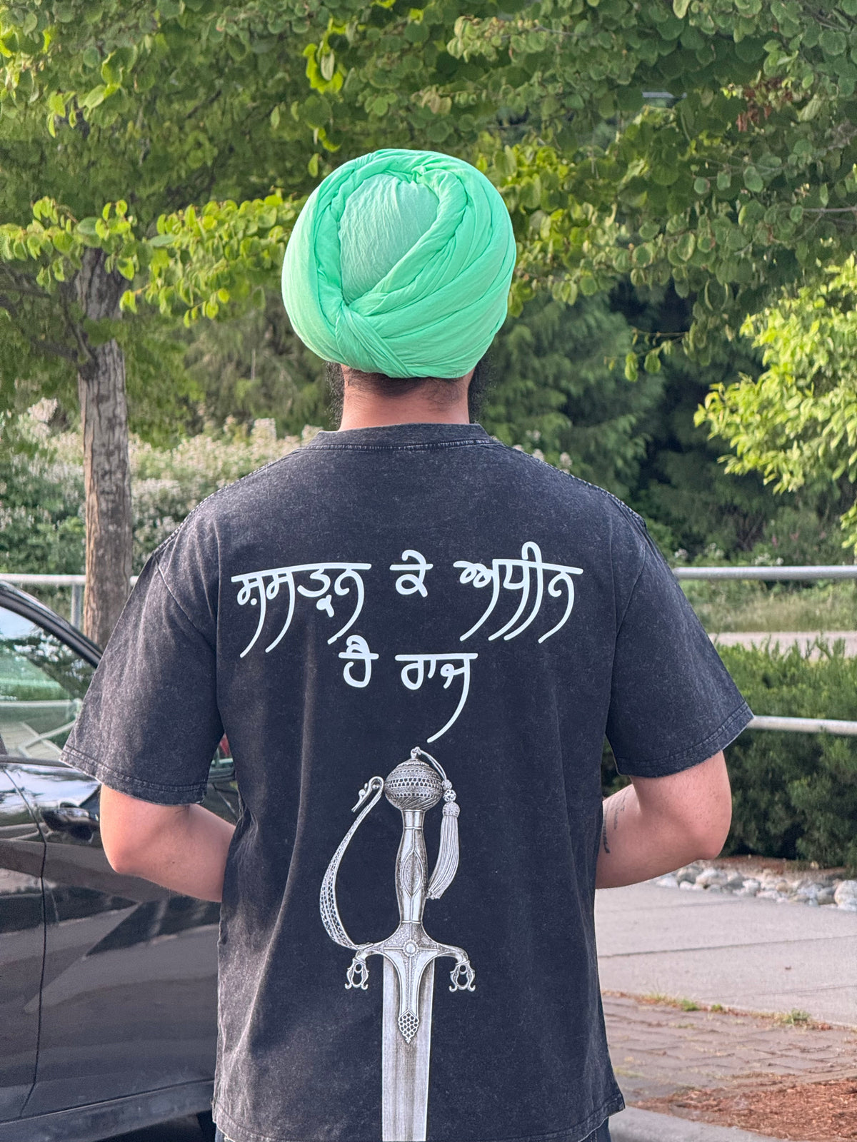 SASHTRAN K ADHEEN HAI RAAJ - Vintage Heavyweight Graphic Tee – Washed Black